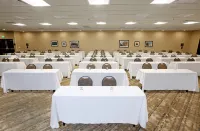 DoubleTree by Hilton West Fargo Sanford Medical Center Area Hotels in West Fargo