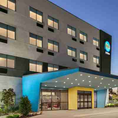Tru by Hilton Longview Hotel Exterior