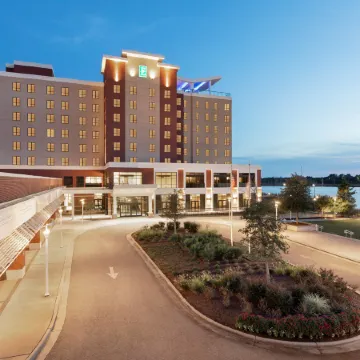 Embassy Suites by Hilton Wilmington Riverfront