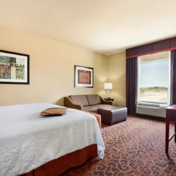 Hampton Inn & Suites Mission