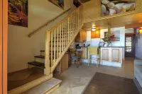 Oceanview #206 at Hana Kai Maui - Lofted Studio, Upper floor, Great View!