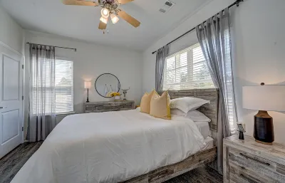 PrimRose Retreat in Orange Pk Nr. NAS JAX& ENTMT. Hotels near Publix Super Market at Argyle Village