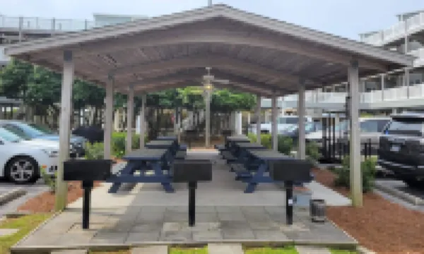 Spacious, Two Bedroom Condo at the Center of the Crystal Coast