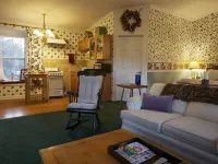 Private Cottage “Wild Rose” 朱利安酒店