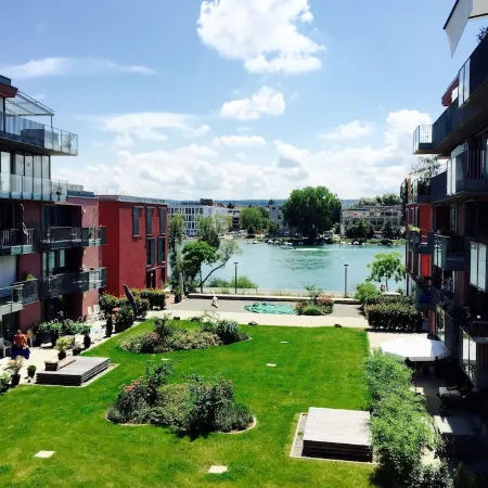 Fantastic apartment overlooking the Rhine 163m², 5 BR., Large terrace