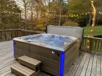 Cabin Guest Suite Retreat ft Million Dollar View!