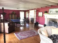 Waterfront Home, Large Property with Pool, Discount for Monthly/Seasonal Rentals