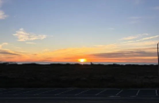 Stunning 4 BR, 3.5B with amazing beach view,  4 minute walk to the beach!