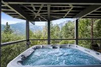 Enchanting, Secluded Idyllwild Home w/ Dramatic Views & Hot Tub! Pet Friendly!!