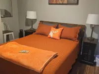 The Fox Den, 2 bdrm, walk to Purple Fiddle, near Canaan, Davis, Blackwater Falls 鄰近黑水瀑布州立公園的酒店