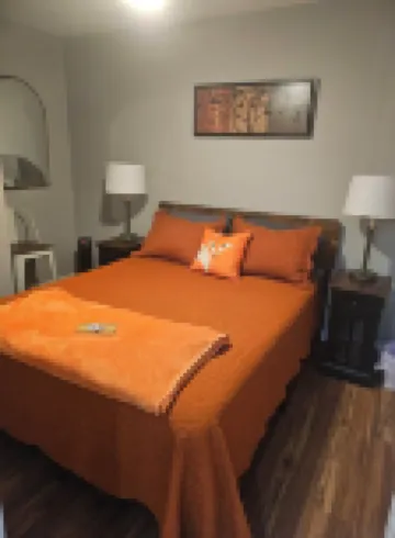 The Fox Den, 2 bdrm, walk to Purple Fiddle, near Canaan, Davis, Blackwater Falls