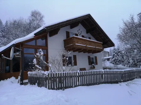 Cozy holiday apartment in Vorderfirmiansreut, Mitterdorf ski area Отели в г. Филипсройт
