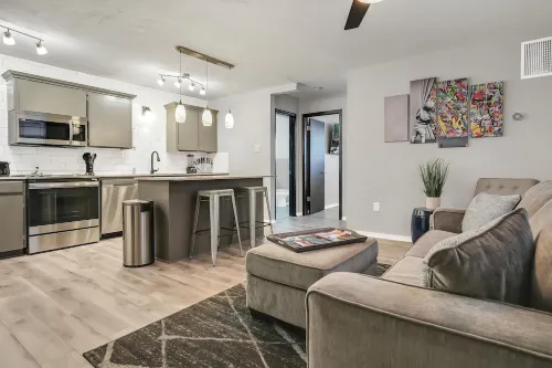 Beautiful Contemporary Suite #07 Hotels in Lawton