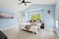 Family Fun! 17,000 Game Arcade, Sleeps 12, Walk to the Lake