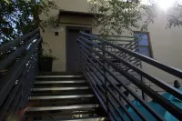 Apartment in the Heart of Downtown above an amazing Brewery!