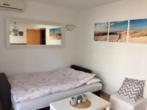 Arrive near the beach & feel good.