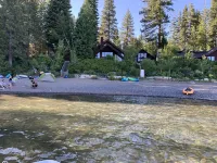 Beautiful home North Lake Tahoe - walk to beach!