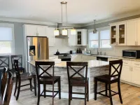 Family friendly!  Walk to Fishtown, beaches, shops and restaurants.