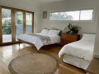 modern family farmhouse with valley views Hotels in Paterson