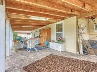 Tropical Chalet w/ 3 King Bedrooms. 3 patios, and an Above-Ground Pool!