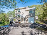 Mtn Top Home w/Views of Mt. Washington & Speakeasy Hotels in Madison
