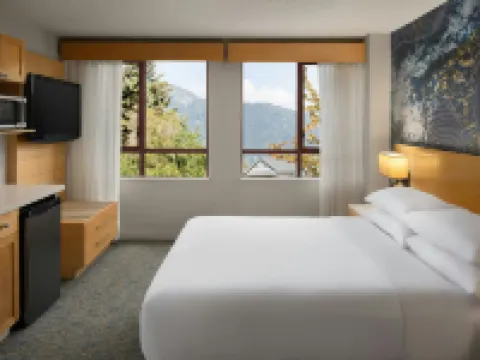 Delta Hotels Whistler Village Suites Hotels in Whistler