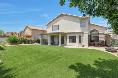 Gorgeous SURPRISE GEM 2 Miles to Baseball Stadium Hotel in zona Surprise Stadium