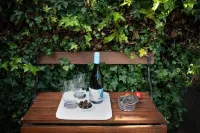 ‘Star Cottage’ historic, cosy and walking distance to CBD/Salamanca