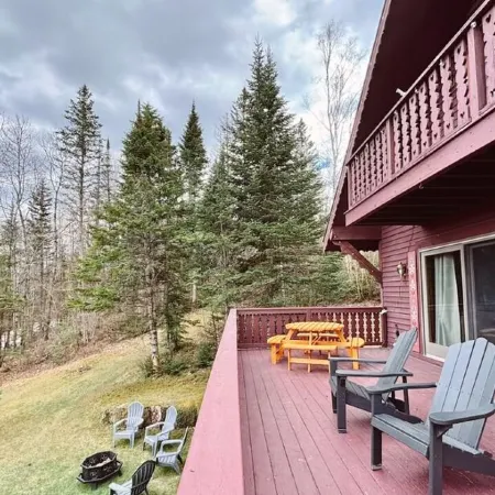 Charming ski chalet nestled in Vermont's Northeast Kingdom