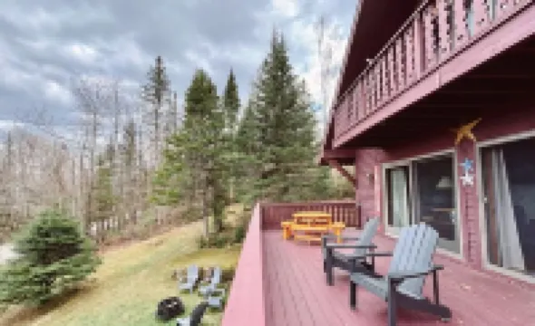 Charming ski chalet nestled in Vermont's Northeast Kingdom