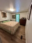 3 Bedroom 2 Bath Cabin nestled in the woods minutes from Mark Twain Lake. - 3-Star