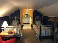 Historic and Quiet St. Joseph Neighborhood: Lovely Comfortable 100 yo Two Story - Frühstück