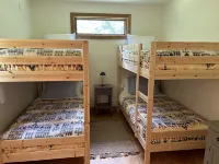 Cabin on French Quarter Creek with boat ramp and beautiful view Hotels in Berkeley County