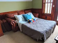 Bear Cub's Den – Relax in Luxury in The Sanctuary on Snowshoe's South Mountain