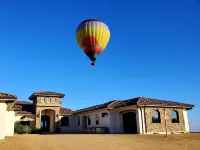 Romantic 1 Bedroom Villa Overlooking the Vineyards with INCREDIBLE VIEWS!