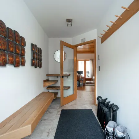 Camp Tu’Wani Ski-in/Ski-out Condo Retreat Big Sky