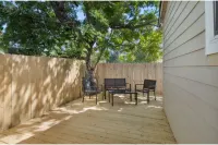 Southern Chic Bywater Shotgun Отели рядом с достопримечательностью «NASA Michoud Assembly Facility»