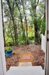 Peaceful Poolside Guesthouse just off I75 - balcony