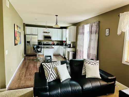 5 Bedroom Private Villa with Peloton Bike