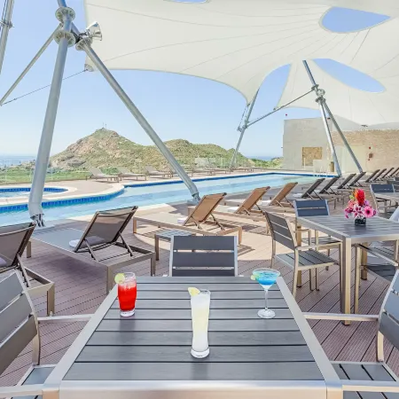Hampton Inn & Suites by Hilton Los Cabos