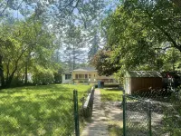 3 minutes to Lake Michigan on Lake Michigan Wine Trail