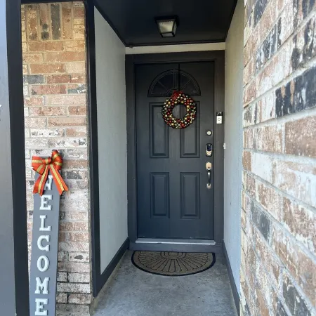 Hobby Airport and very affordable your Home Away from Home