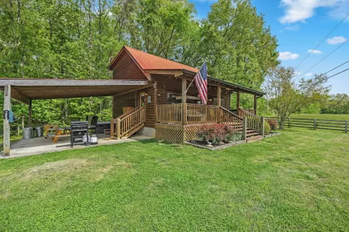 4 Cabins, Hottubs, Sauna, 16 Acres, Utk/Neyland, Smokies, Sleeps 31, Fishing