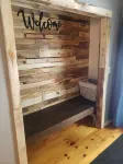 The Hudson Hideaway (waterfront home)