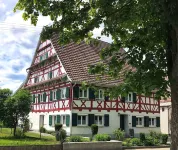90 square meters - Ferienwohnung am Bach Herbertingen Hotels in der Nähe von Kirche Hundersingen