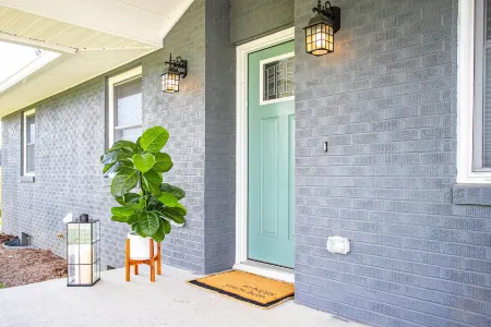 The Pisgah Portal is located 1 Mile from the Entrance of Pisgah National Forest! Отели в г. Бойд