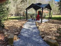 Rabbits Nest: " Love for One Another and Nature" Hotel dekat Brandywine Creek Steakhouse & Tavern