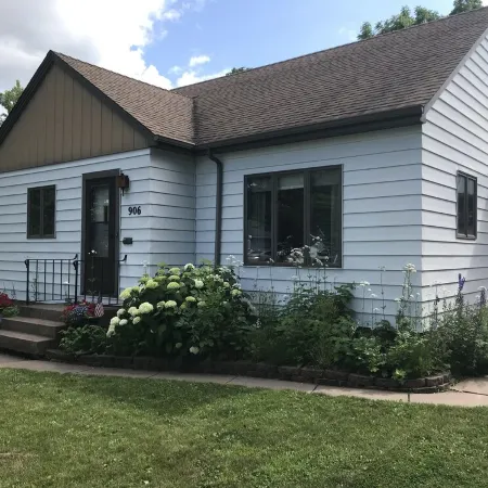 Cozy house in Central Park neighborhood of Superior, Wisconsin