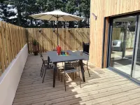 "Ti-Coat" new single-storey wooden house in Quimperlé Hotels near Château de Carnoët