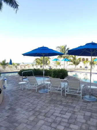 Luxury apartment by the beach - Marco Beach Ocean Resort Отели в г. Марко-Айленд